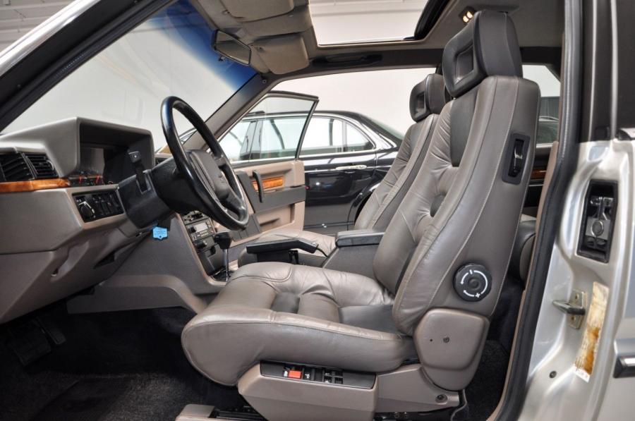 Интерьер Volvo 780 Coupe 1985 года  (фото 12 из 62)